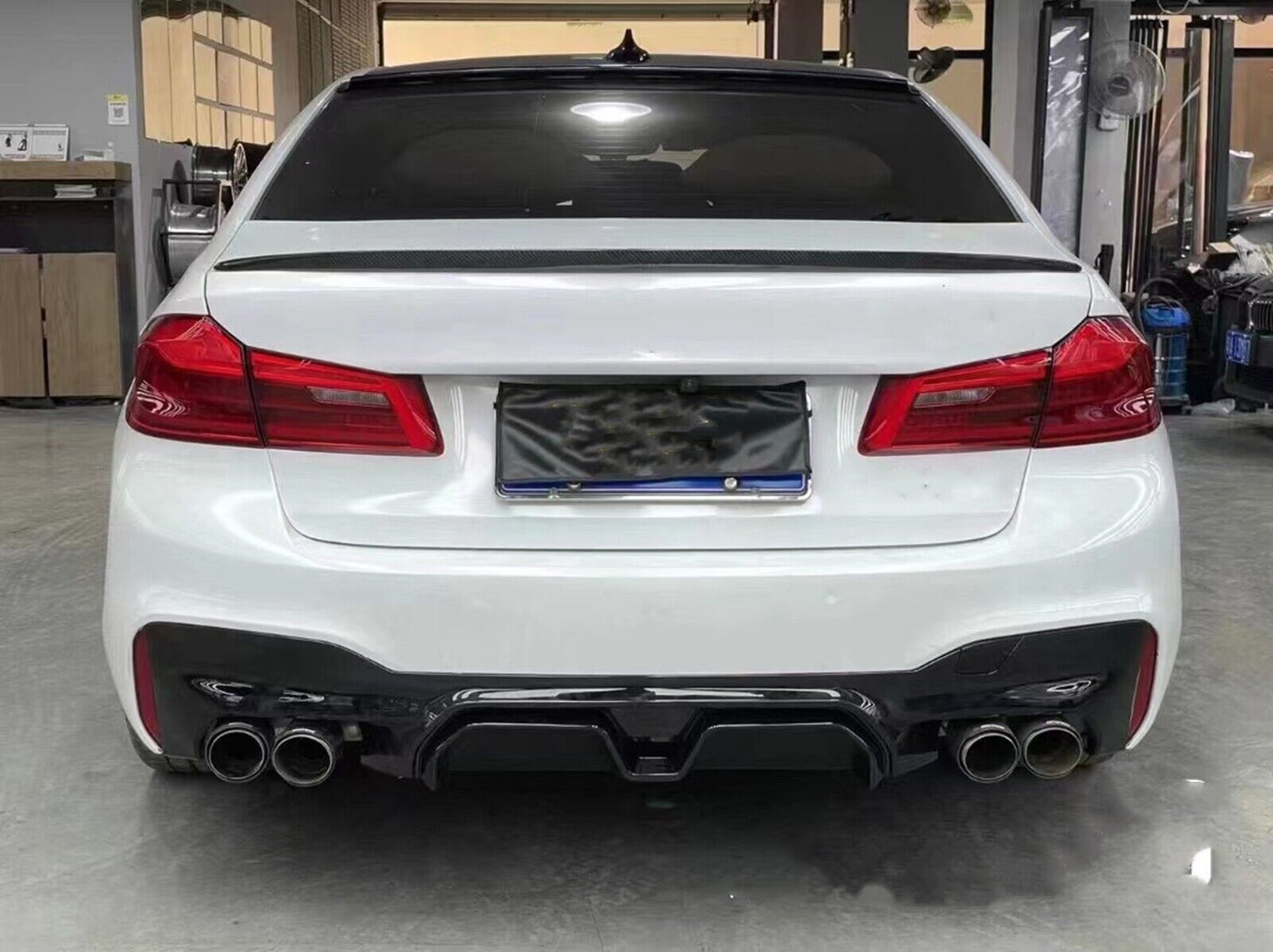 Gloss Black Rear Bumper Diffuser Lip W/Light fits BMW 5 Series G30 G38 2017-2021